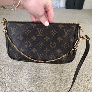 LOUIS VUITTON POCHETTE ACCESSORIES